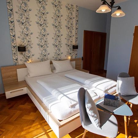 Der Weinladen Apartment Krov Luaran gambar