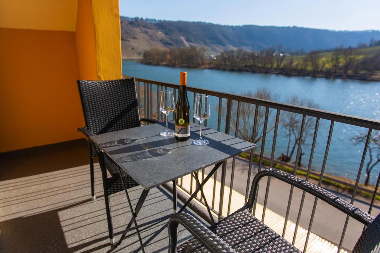 Der Weinladen Apartment Krov Luaran gambar