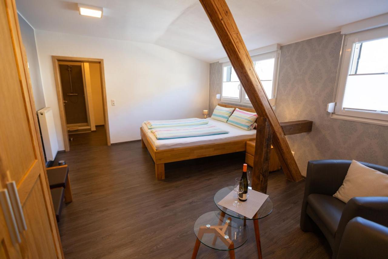 Der Weinladen Apartment Krov Luaran gambar