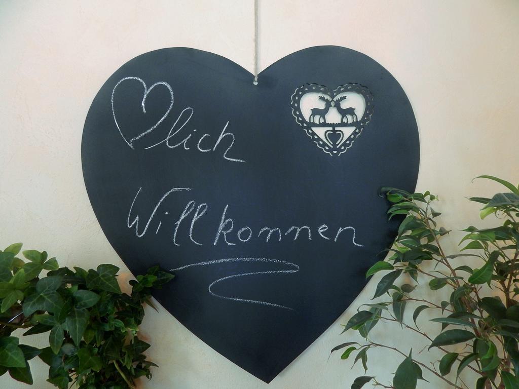 Der Weinladen Apartment Krov Luaran gambar