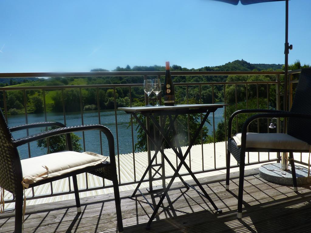 Der Weinladen Apartment Krov Luaran gambar